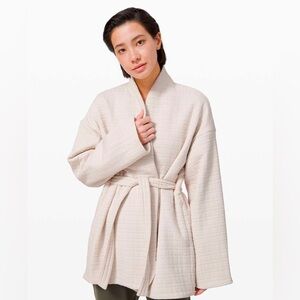 Lululemon Serene Travels Wrap - Light Ivory - Size 2